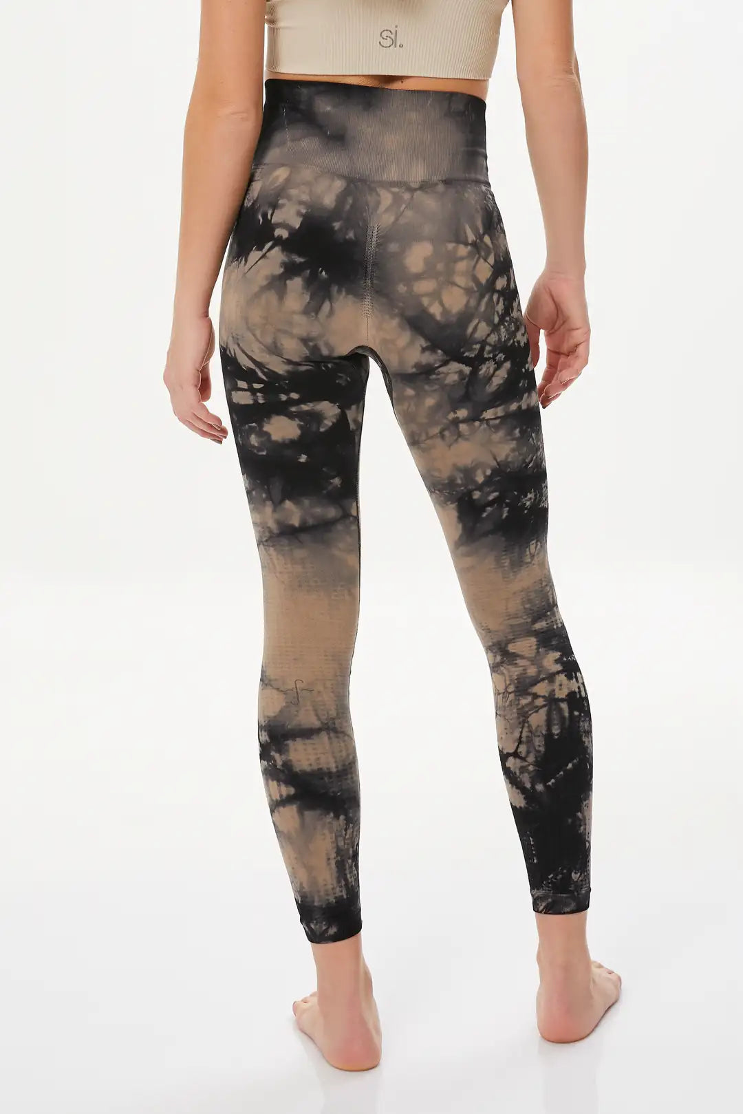 Tie Dye Forming Tayt Brown